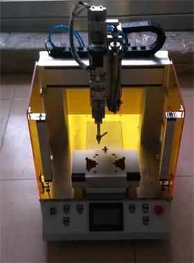 青島永鑫誠自動螺絲機-螺絲機 自動擰螺絲機 自動化設(shè)備-